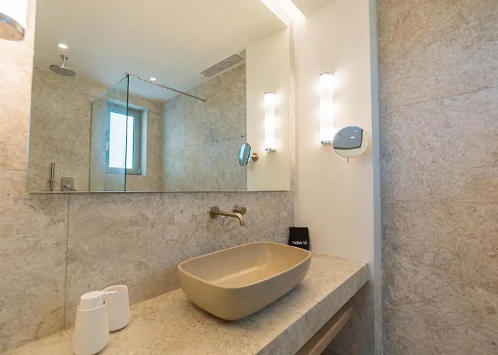 Hotel Ramnus 4*
